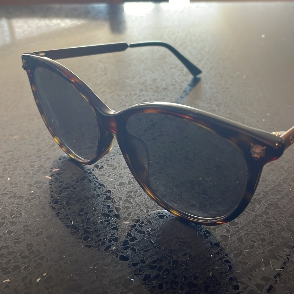 Gucci sunglasses - Picture 6 of 11